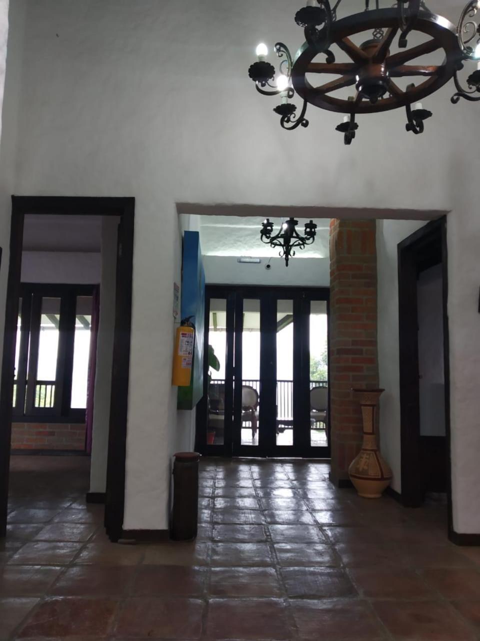 Hotel Villa Isabel סאלנטו מראה חיצוני תמונה