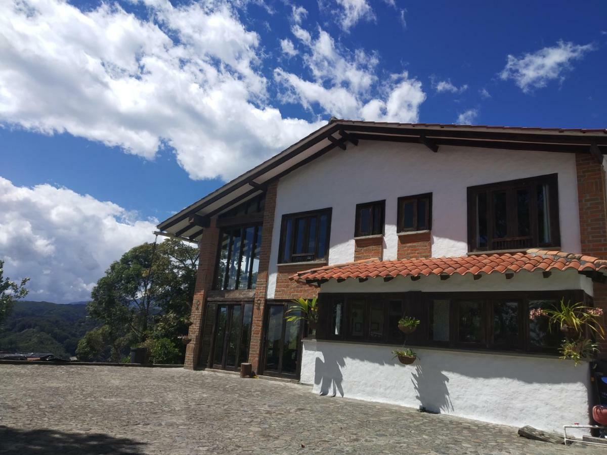 Hotel Villa Isabel סאלנטו מראה חיצוני תמונה